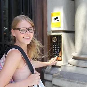 Alternative Creative Youth Hostal Barcelona